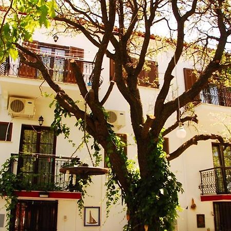 Atzanou Rooms Kamariotissa Bagian luar foto