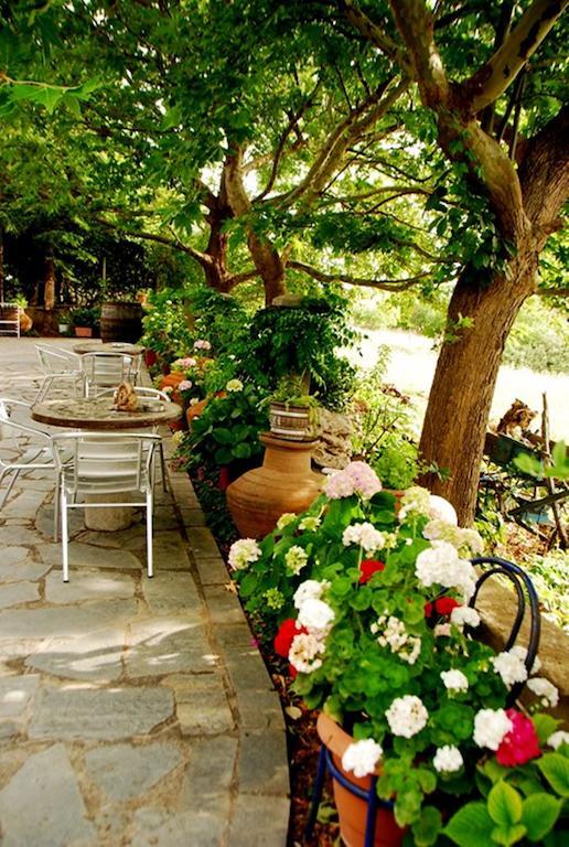 Atzanou Rooms Kamariotissa Bagian luar foto