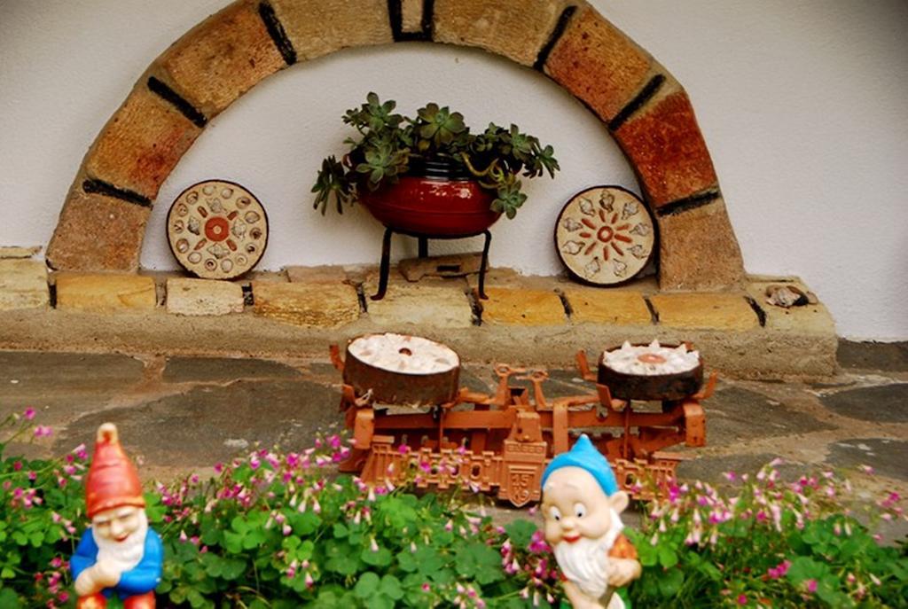 Atzanou Rooms Kamariotissa Bagian luar foto